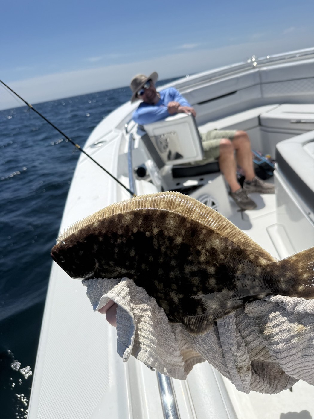 Keeper fluke boatside